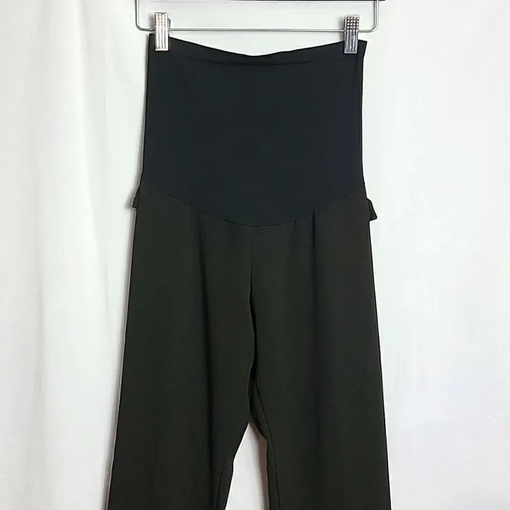 NWT..MOTHERHOOD.. black pants, trousers..